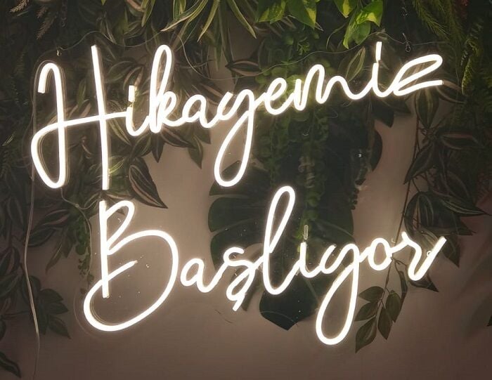 Hikayemiz Başlıyor Led Neon