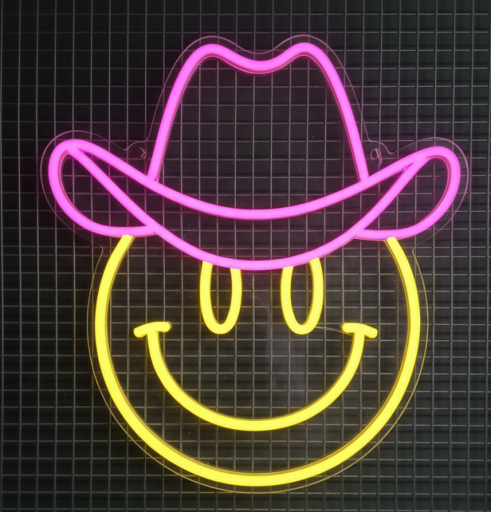 Şapkalı Smile Led Neon
