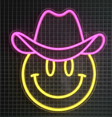 Şapkalı Smile Led Neon